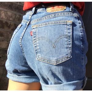 Levi’s jean shorts